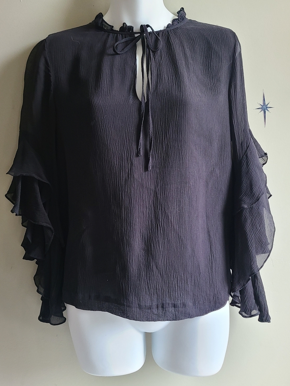 Club Monaco Black Plissé Tiered Ruffle Sleeve Blouse - Size Small